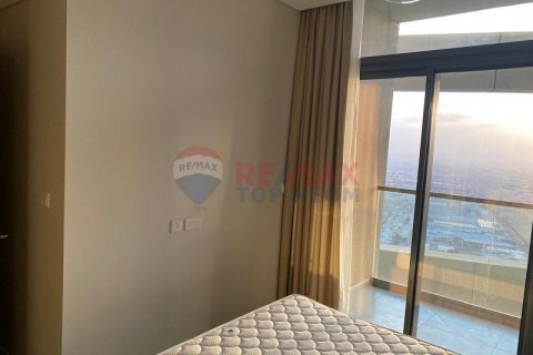 Huoneisto Business Bay, Dubai, Arabiemiraatit 2 makuuhuonetta, 75.2 m2 № 563397 - kuva 7