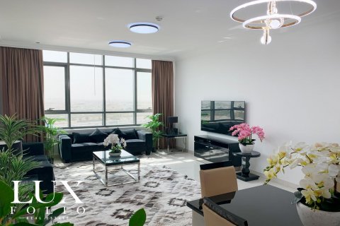Apartament në Business Bay, Dubai, Emiratet e Bashkuara Arabe 2 dhoma gjumi, 126 m2. № 628378 - Foto 1