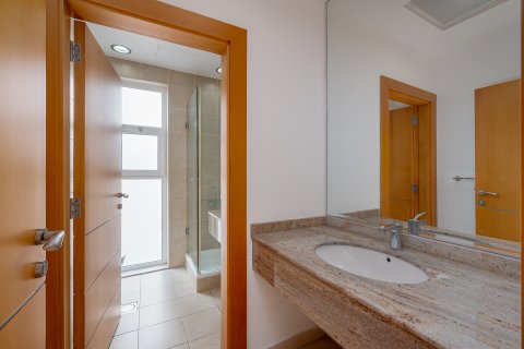 Villa te huur in Jumeirah, Dubai, VAE 5 slaapkamers, 390.19 vr.m., nr 749848 - foto 22