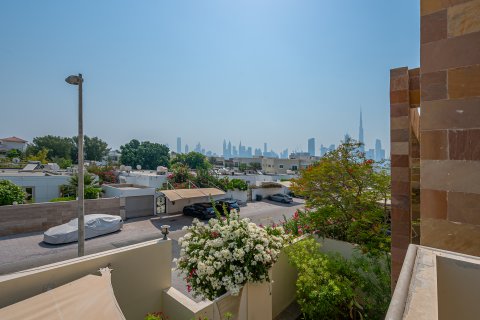 Villa te huur in Jumeirah, Dubai, VAE 5 slaapkamers, 390.19 vr.m., nr 749848 - foto 21
