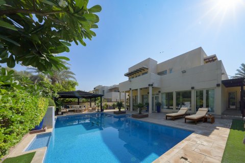 Arabian Ranches, Dubai, UAE의 빌라 침실 5개, 899.95제곱미터 번호 751175