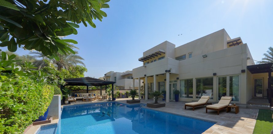 Vila u Arabian Ranches, Dubai, UAE 899.95 m2, 5 spavaćih soba Br. 751175