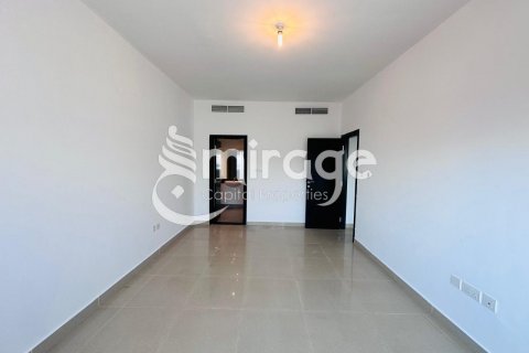 Apartment in Al Reef, Abu Dhabi, UAE 2 bedrooms, 104.8 sq.m. № 596942 - photo 7