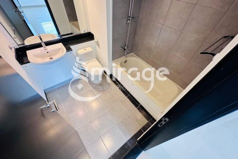 Apartment in Al Reef, Abu Dhabi, UAE 2 bedrooms, 104.8 sq.m. № 596942 - photo 12