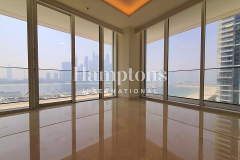 Apartment til leje i Dubai Harbour, Dubai, UAE 3 soveværelser, 177.86929671 kvm № 703135 - foto 16