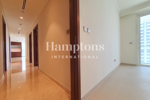 Apartment til leje i Dubai Harbour, Dubai, UAE 3 soveværelser, 177.86929671 kvm № 703135 - foto 22