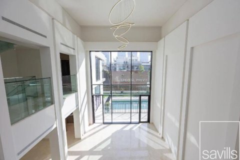 Vilë në Dubai, Emiratet e Bashkuara Arabe 5 dhoma gjumi, 787.91 m2. № 766779 - Foto 17