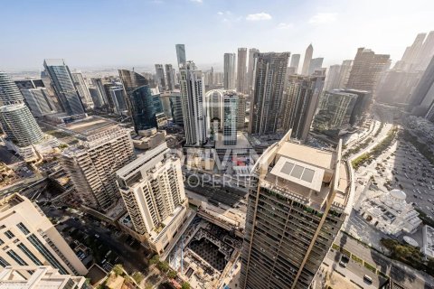 Apartment in Downtown Dubai (Downtown Burj Dubai), Dubai, UAE 2 bedrooms, 130.34 sq.m. № 768378 - photo 17