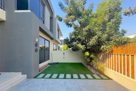 Üürile anda villa asukohaga Dubai Hills Estate, Dubai, AÜE: 4 magamistoaga, 216.84 m² Nr 768787 - pilt 3