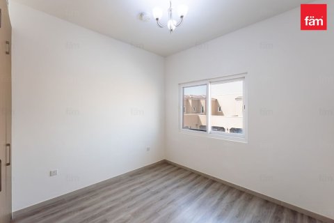 Villa te huur in Dubai, VAE 3 slaapkamers, 174.8 vr.m., nr 680006 - foto 18