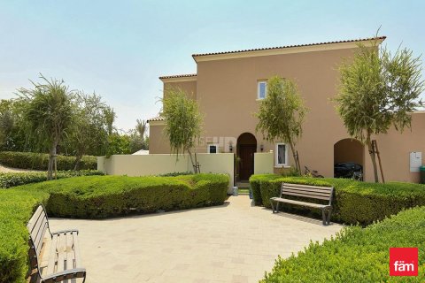 Villa te huur in Dubai, VAE 3 slaapkamers, 174.8 vr.m., nr 680006 - foto 20