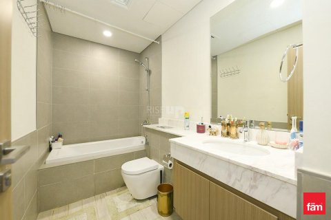 Villa te huur in Dubai, VAE 3 slaapkamers, 174.8 vr.m., nr 680006 - foto 16