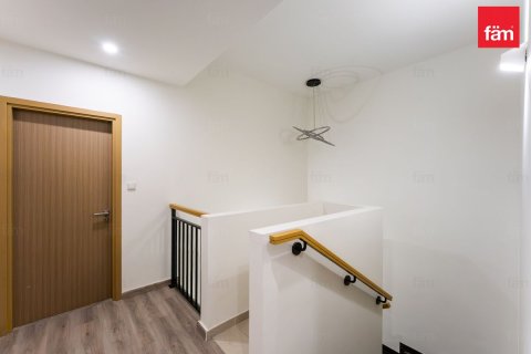 Villa te huur in Dubai, VAE 3 slaapkamers, 174.8 vr.m., nr 680006 - foto 6