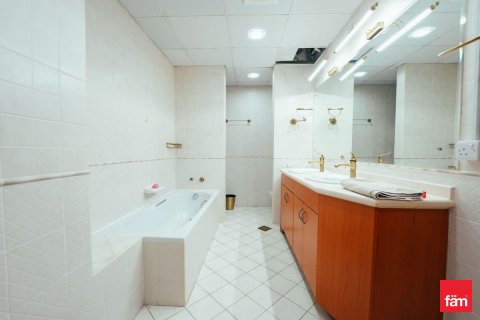 Appartement te huur in Dubai Marina, Dubai, VAE 3 slaapkamers, 224.8 vr.m., nr 680007 - foto 17