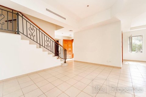 Villa til leje i Dubai, UAE 2 soveværelser, 245.2 kvm № 714334 - foto 3