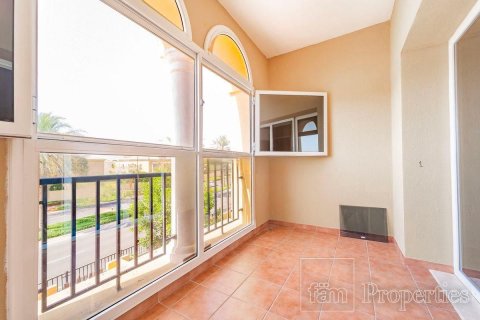 Villa til leje i Dubai, UAE 2 soveværelser, 245.2 kvm № 714334 - foto 1