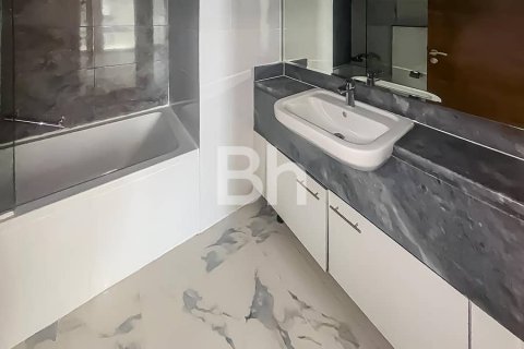 Снять в аренду квартиру в Бизнес-Бэй, Дубай, ОАЭ 1 спальня, 75м2, № 617073 - фото 12