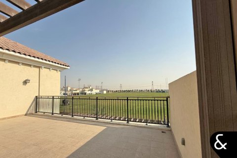 Villa sa Dubai Land, UAE 6 silid-tulugan, 1256 sq.m. № 688648 - larawan 26