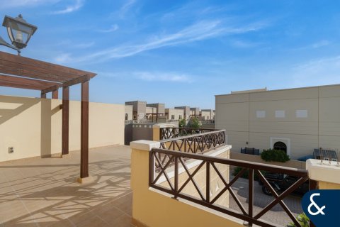 Müüa villa asukohaga Mudon, Dubai, AÜE: 4 magamistoaga, 354 m² Nr 688646 - pilt 19