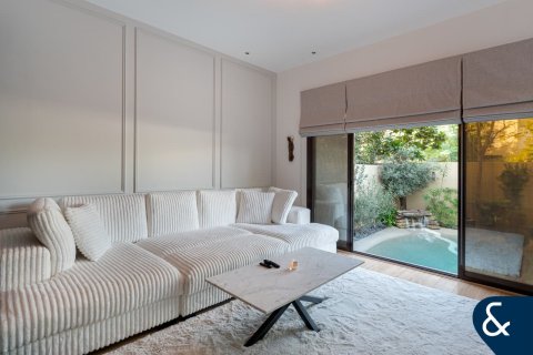 Müüa villa asukohaga Mudon, Dubai, AÜE: 4 magamistoaga, 354 m² Nr 688646 - pilt 4