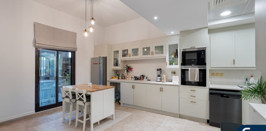 Βίλα σε Mudon, Dubai, ΗΑΕ 4 υπνοδωμάτια, 354 τ.μ. Αρ. 688646