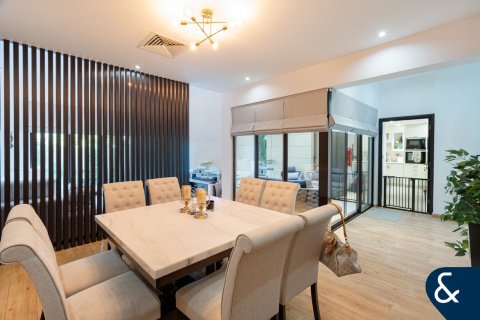 Müüa villa asukohaga Mudon, Dubai, AÜE: 4 magamistoaga, 354 m² Nr 688646 - pilt 6