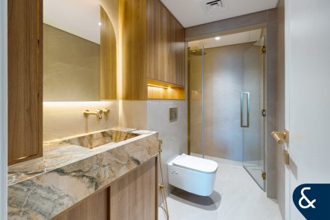 Apartment sa Business Bay, Dubai, UAE 2 silid-tulugan, 118 sq.m. № 688649 - larawan 9