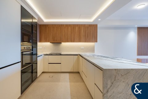 Apartment sa Business Bay, Dubai, UAE 2 silid-tulugan, 118 sq.m. № 688649 - larawan 5