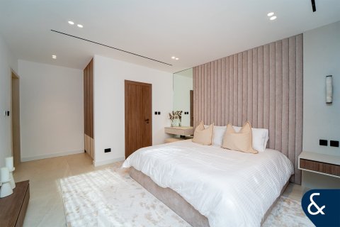 Müüa villa asukohaga Meadows, Dubai, AÜE: 4 magamistoaga, 353 m² Nr 688650 - pilt 12