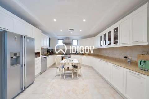 Vilă de vânzare în Palm Jumeirah, Dubai, EAU 4 dormitoare, 464.52 mp.  №735379 - poză 5