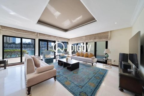 Vilă de vânzare în Palm Jumeirah, Dubai, EAU 4 dormitoare, 464.52 mp.  №735379 - poză 2