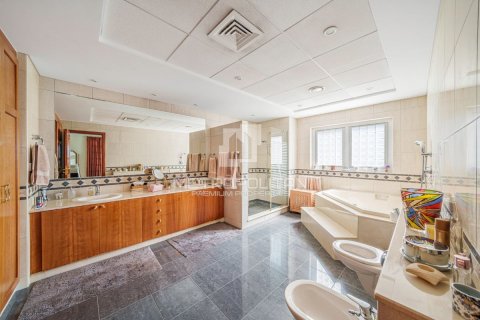 Vila v Jumeirah, Dubai, SAE 6 ložnice, 3902 m² Č.: 593334 - fotografie 12