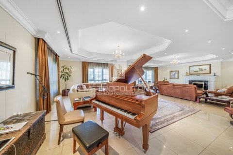 Vila v Jumeirah, Dubai, SAE 6 ložnice, 3902 m² Č.: 593334 - fotografie 15