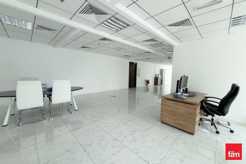 Офис Дубай, БАӘ-да 161 м² № 622402 - фото 1