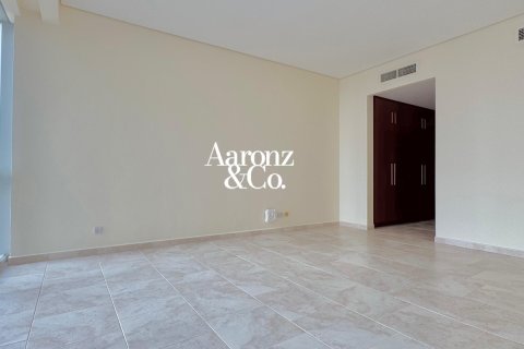 Jumeirah Beach Residence, Dubai, UAE의 임대용 아파트 침실 3개, 242제곱미터 번호 699549 - 사진 8