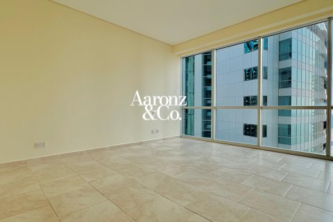 Jumeirah Beach Residence, Dubai, UAE의 임대용 아파트 침실 3개, 242제곱미터 번호 699549 - 사진 5