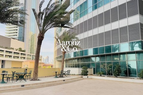 Jumeirah Beach Residence, Dubai, UAE의 임대용 아파트 침실 3개, 242제곱미터 번호 699549 - 사진 27