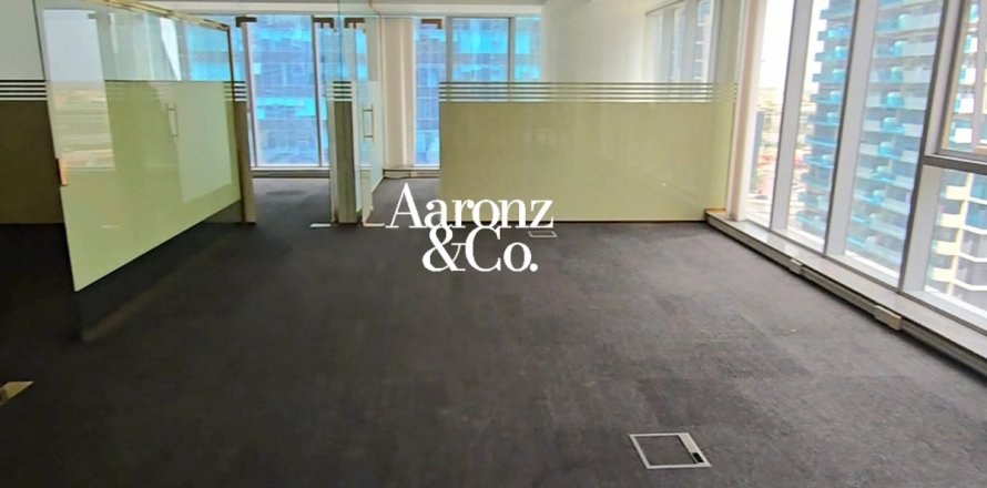 Iroda itt: Business Bay, Dubai, EAE, 102 m², azonosító: 699548
