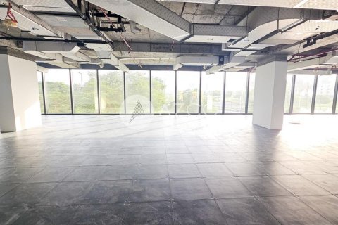 Zyrë në Bur Dubai, Emiratet e Bashkuara Arabe 331.8 m2. № 628775 - Foto 3