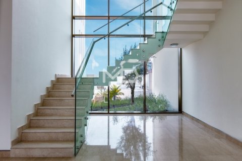 Vila v Abu Dhabi, SAE 5 ložnice, 619.1 m² Č.: 555188 - fotografie 5