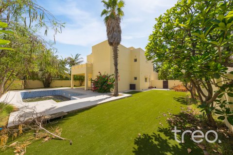 Vila di Meadows, Dubai, UAE 4 bilik tidur, 380.81 meter persegi № 753627 - foto 6
