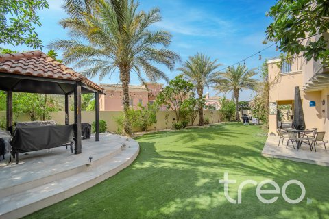Arabian Ranches, Dubai, संयुक्त अरब अमीरात में विला, 6 बेडरूम, 485.88 वर्ग मीटर, संख्या 753622 - फ़ोटो 3
