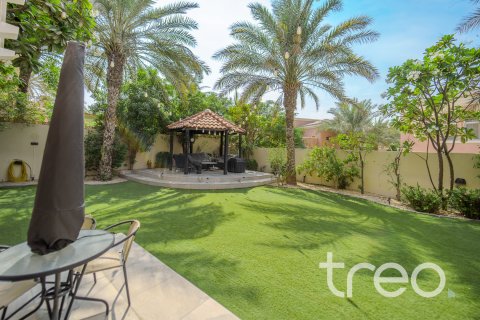 Arabian Ranches, Dubai, संयुक्त अरब अमीरात में विला, 6 बेडरूम, 485.88 वर्ग मीटर, संख्या 753622 - फ़ोटो 4