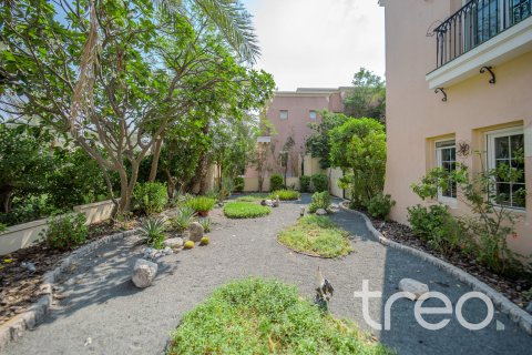 Arabian Ranches, Dubai, संयुक्त अरब अमीरात में विला, 6 बेडरूम, 485.88 वर्ग मीटर, संख्या 753622 - फ़ोटो 5