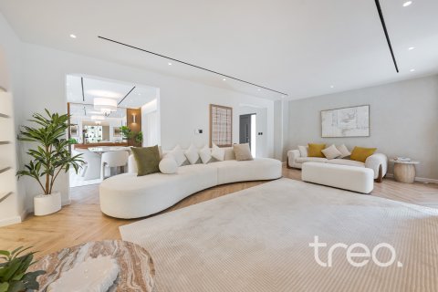 Vilë në Meadows, Dubai, Emiratet e Bashkuara Arabe 4 dhoma gjumi, 390.19 m2. № 753621 - Foto 13