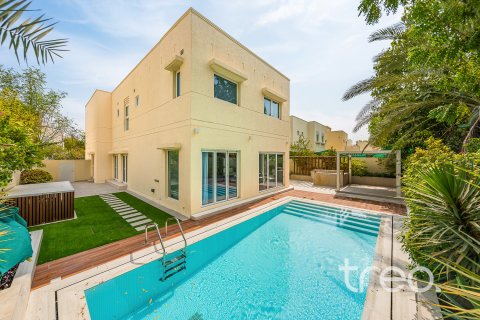 Vilë në Meadows, Dubai, Emiratet e Bashkuara Arabe 4 dhoma gjumi, 390.19 m2. № 753621 - Foto 9