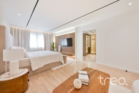 Vilë në Meadows, Dubai, Emiratet e Bashkuara Arabe 4 dhoma gjumi, 390.19 m2. № 753621 - Foto 25