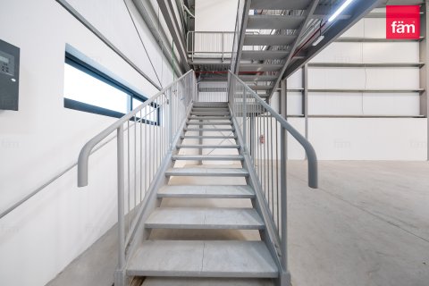 Üürile anda ladu asukohaga Dubai, AÜE: 455.6 m² Nr 703845 - pilt 6