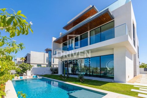 Villa in Jumeirah, Dubai, VAE 5 slaapkamers, 718.33 vr.m. nr 743515