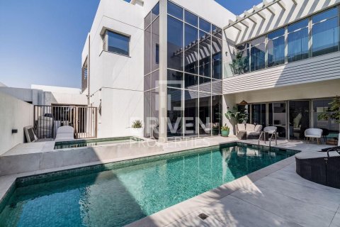 ویلا در Mohammed Bin Rashid City، Dubai ، امارات متحده عربی 5 خوابه ، 961.45 متر مربع.  شماره 743565
